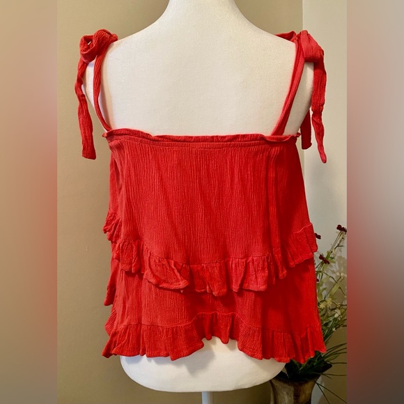 Lelis coral/orange flowy shoulder tie blouse; small; worn once;perfect condition - Picture 2 of 5